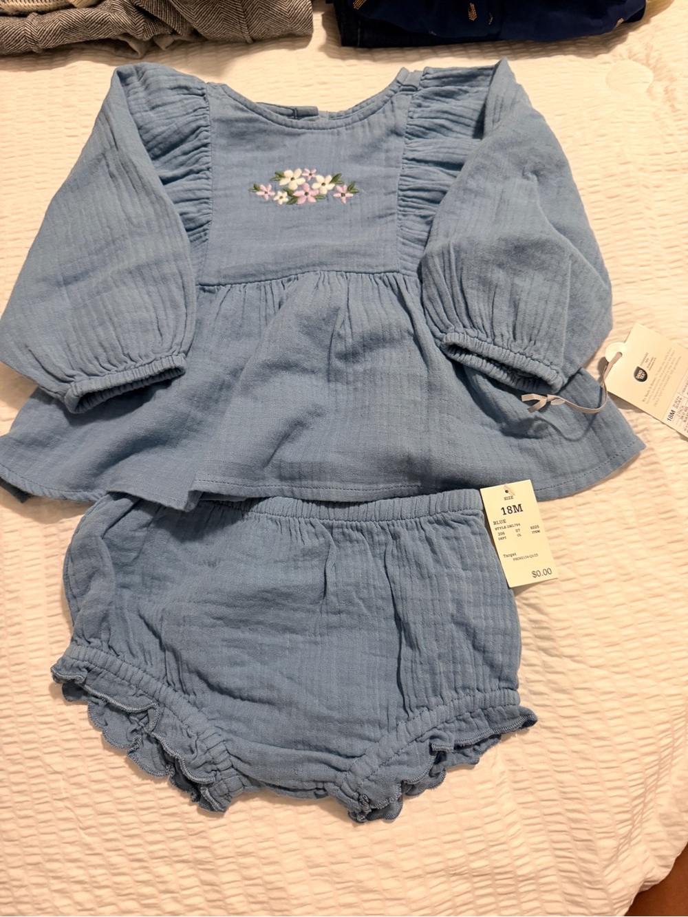 Baby Girl 2pc Embroidered Floral Gauze Top & Bloomers Set